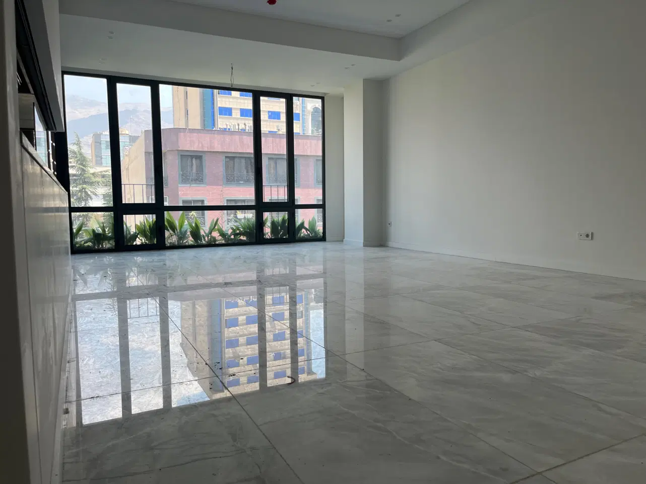 ۲۲۰ متر (شمال جردن) ۲پارکینگ