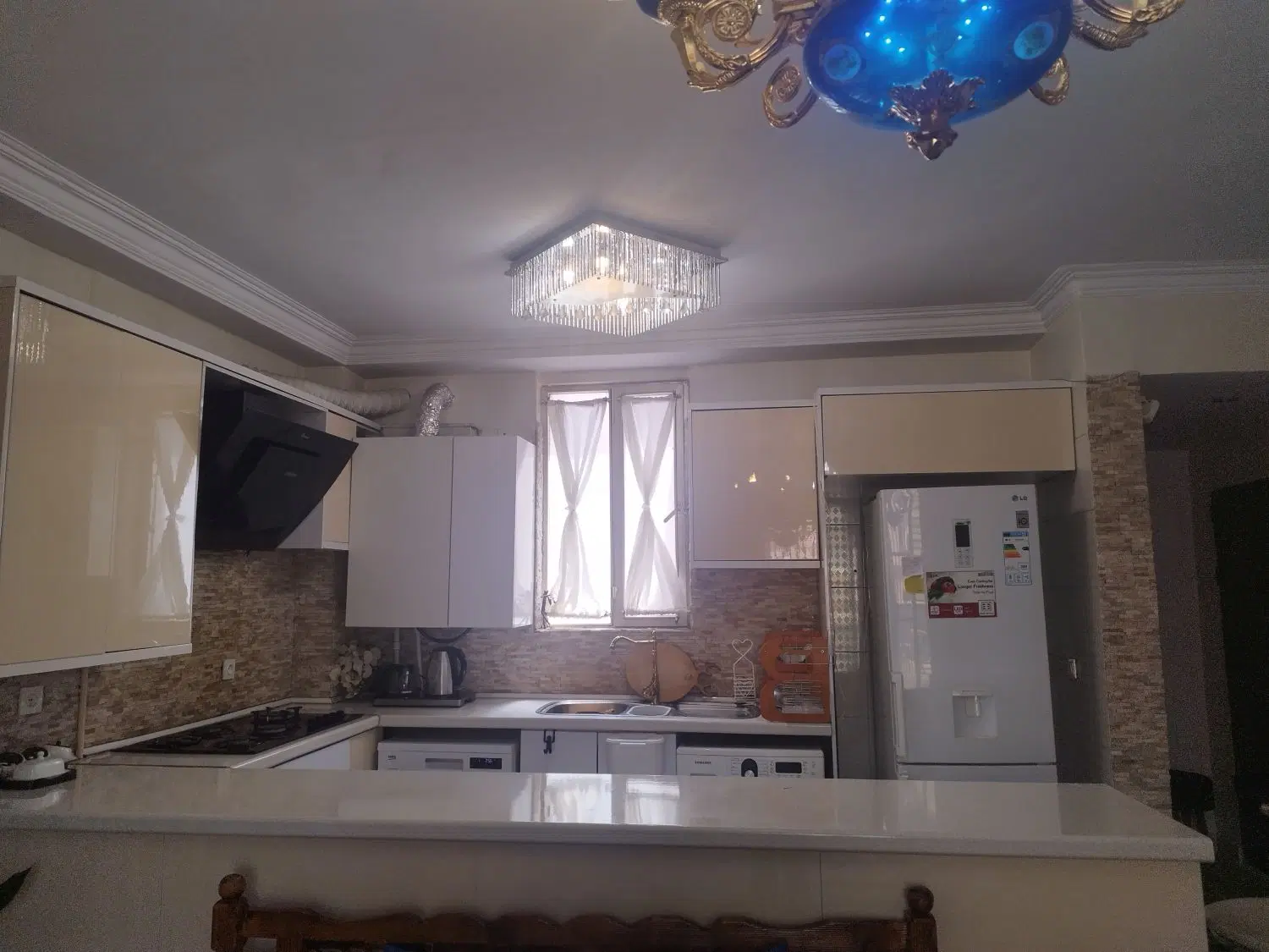 اجاره ۷۲متری شهرک بهاران دو خوابه