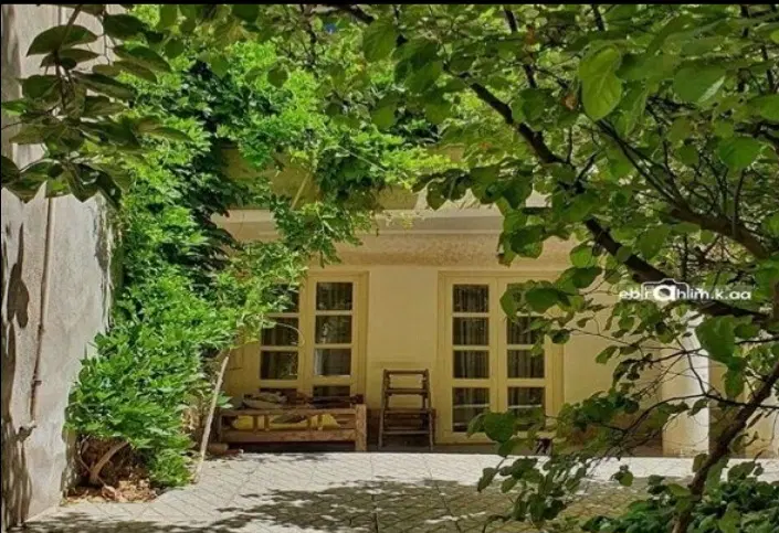 همخانه