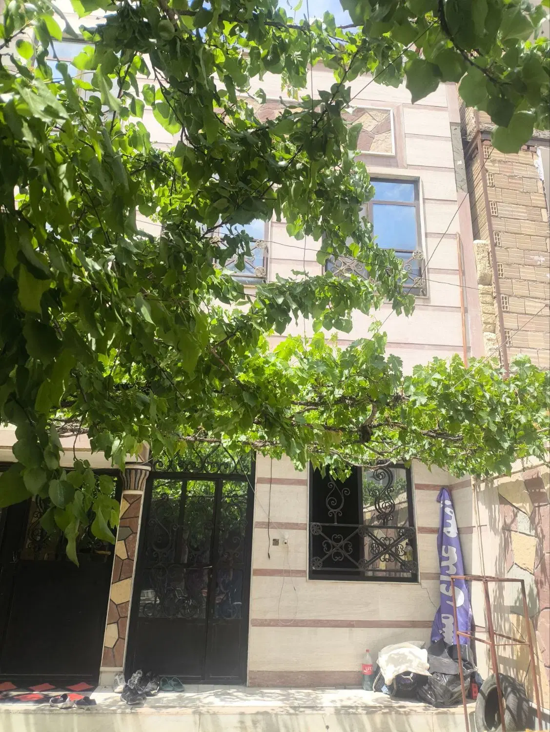 خانه دو طبقه مناسب سرمایه گذاری
