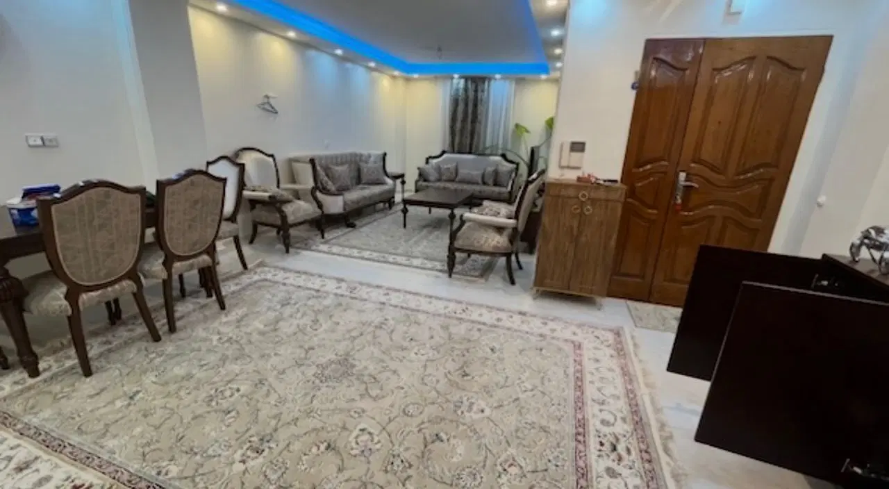 آپارتمان ۶۸ متری بر میدان ۷۸