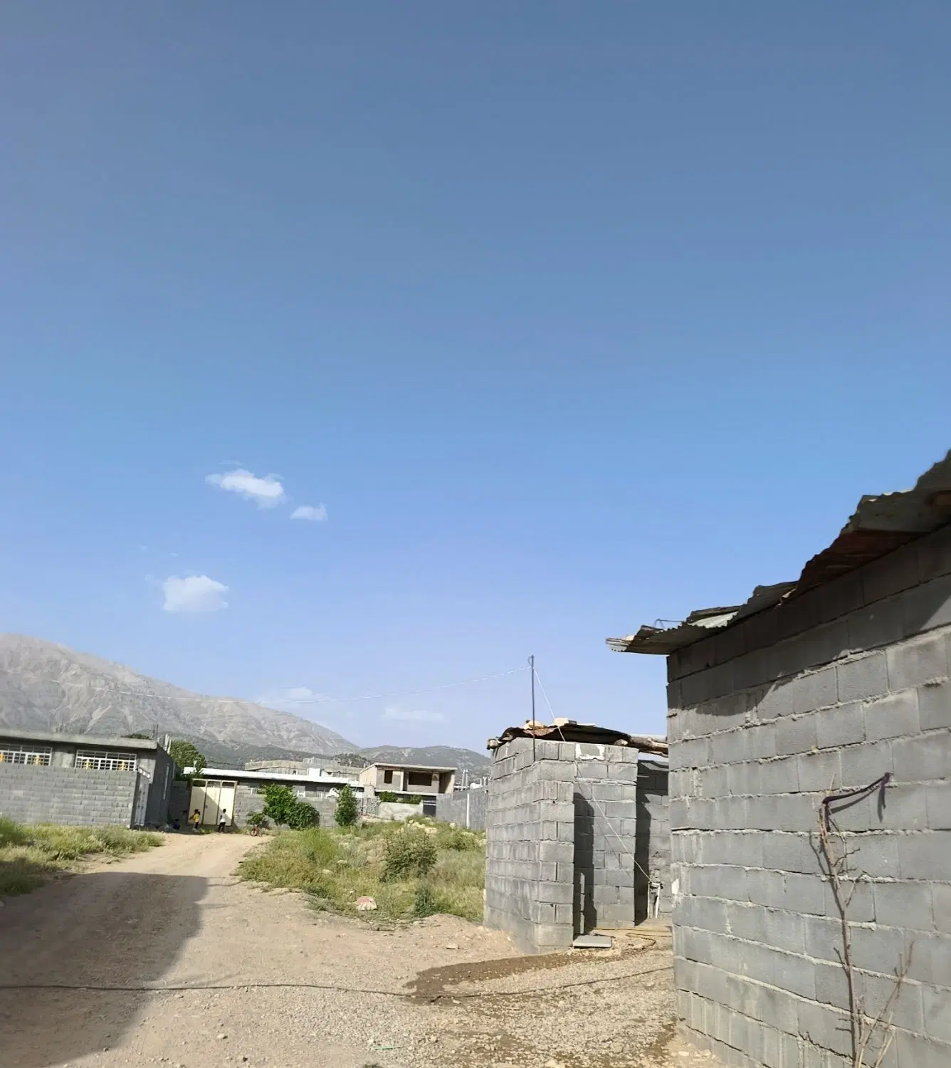 زمین خیابان دستخوش