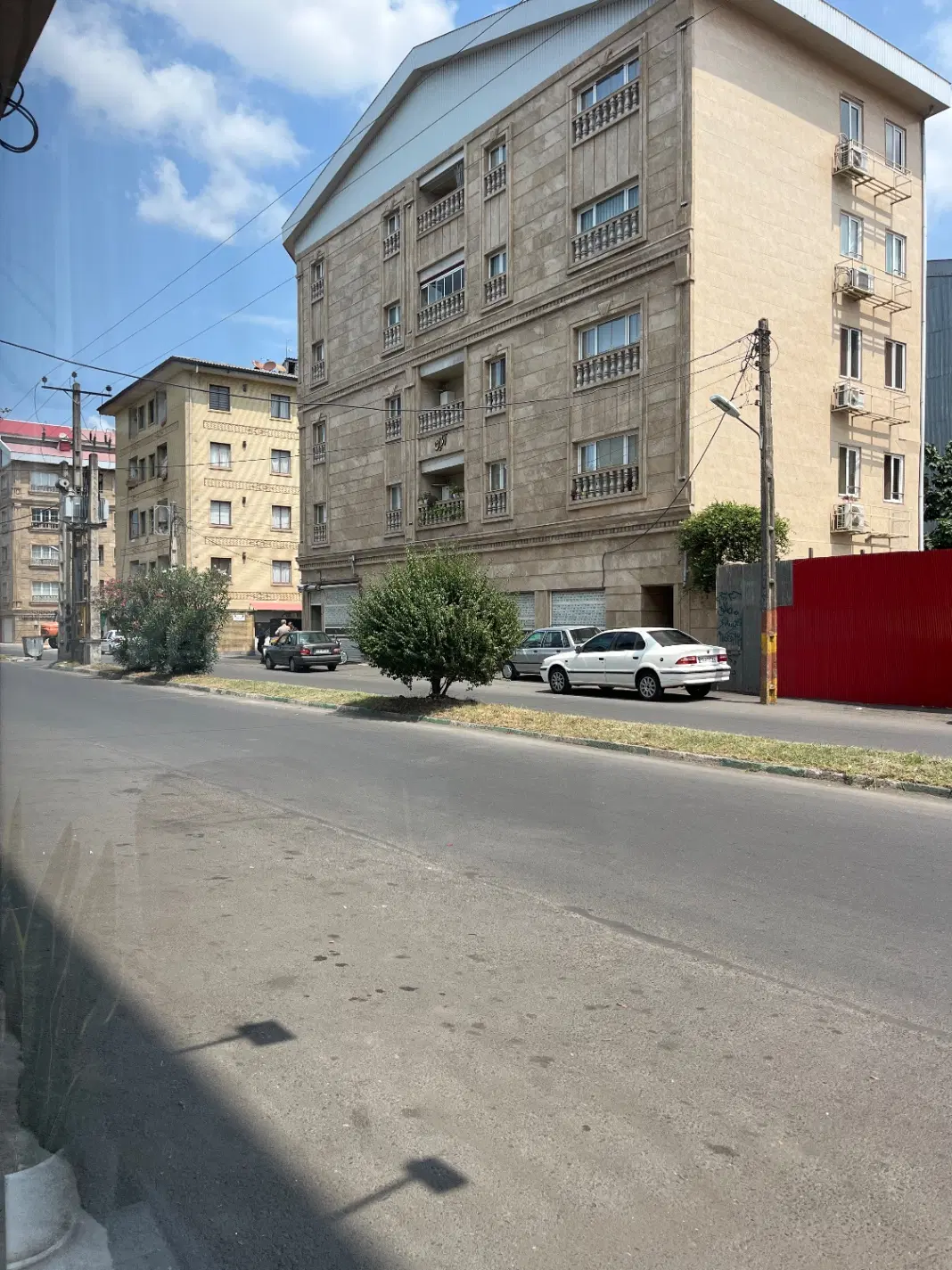 مشارکت در ساخت فلکه گاز بلوار لاکان شهرک فجر