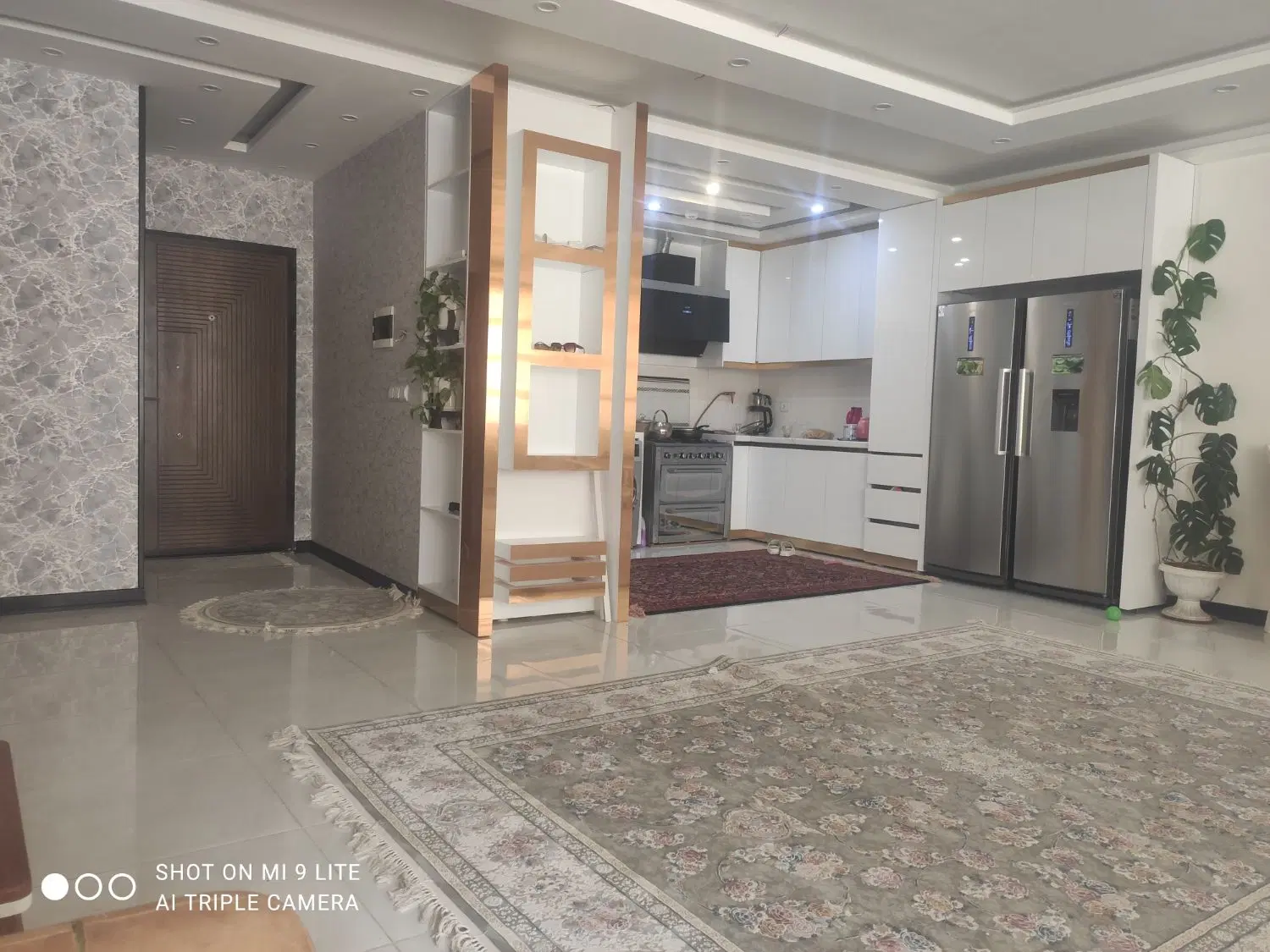 واحد اپارتمان طبقه همکف 130 متر