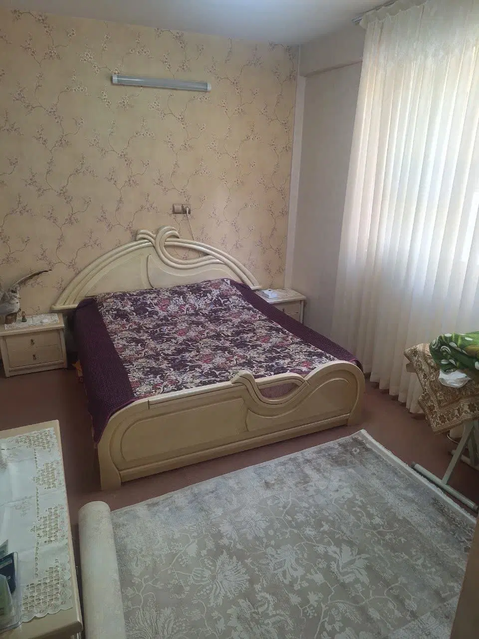 آپارتمان تک واحدی طبقه اول