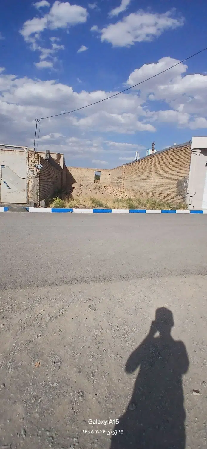 زمین مسکونی