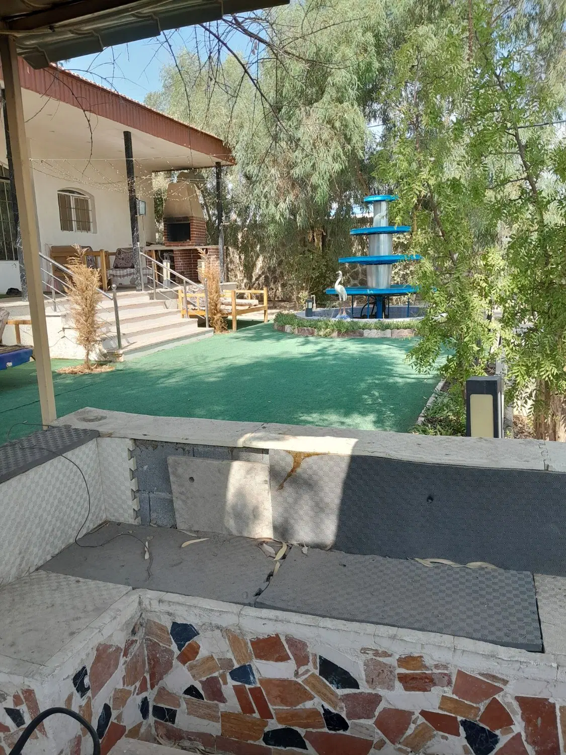 اجاره روزانه باغ شیک استخر اب گرم