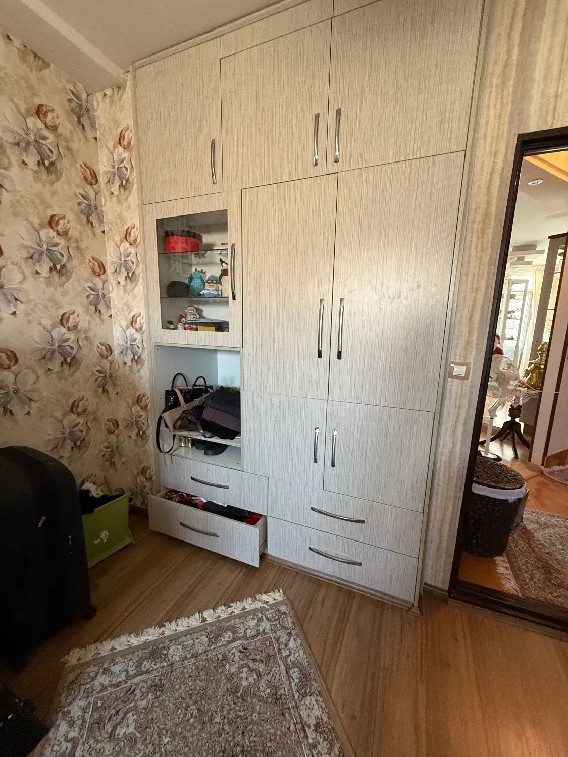 فروش واحد مسکونی کارشناسان نبش نگین8