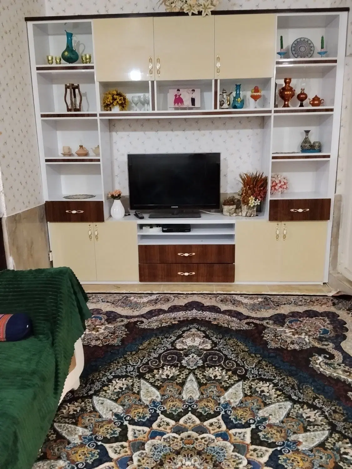 خانه مبله نزدیک به دریا نزدیک به تمام امکانات