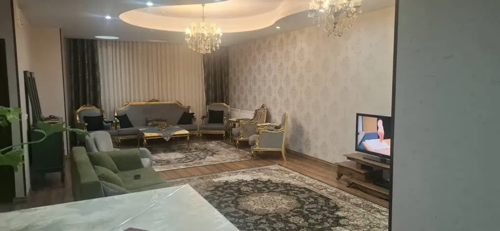 ۱۳۰ متری تک برگ سه خواب فول