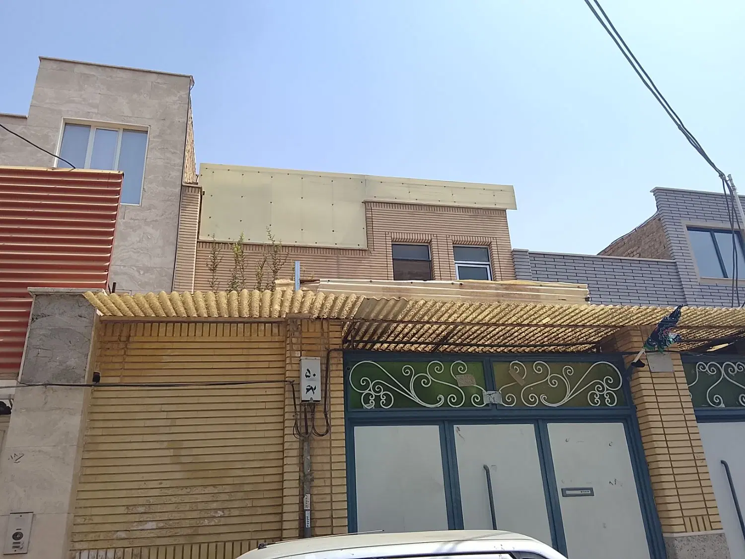 فروش خانه سه طبقه ویلایی