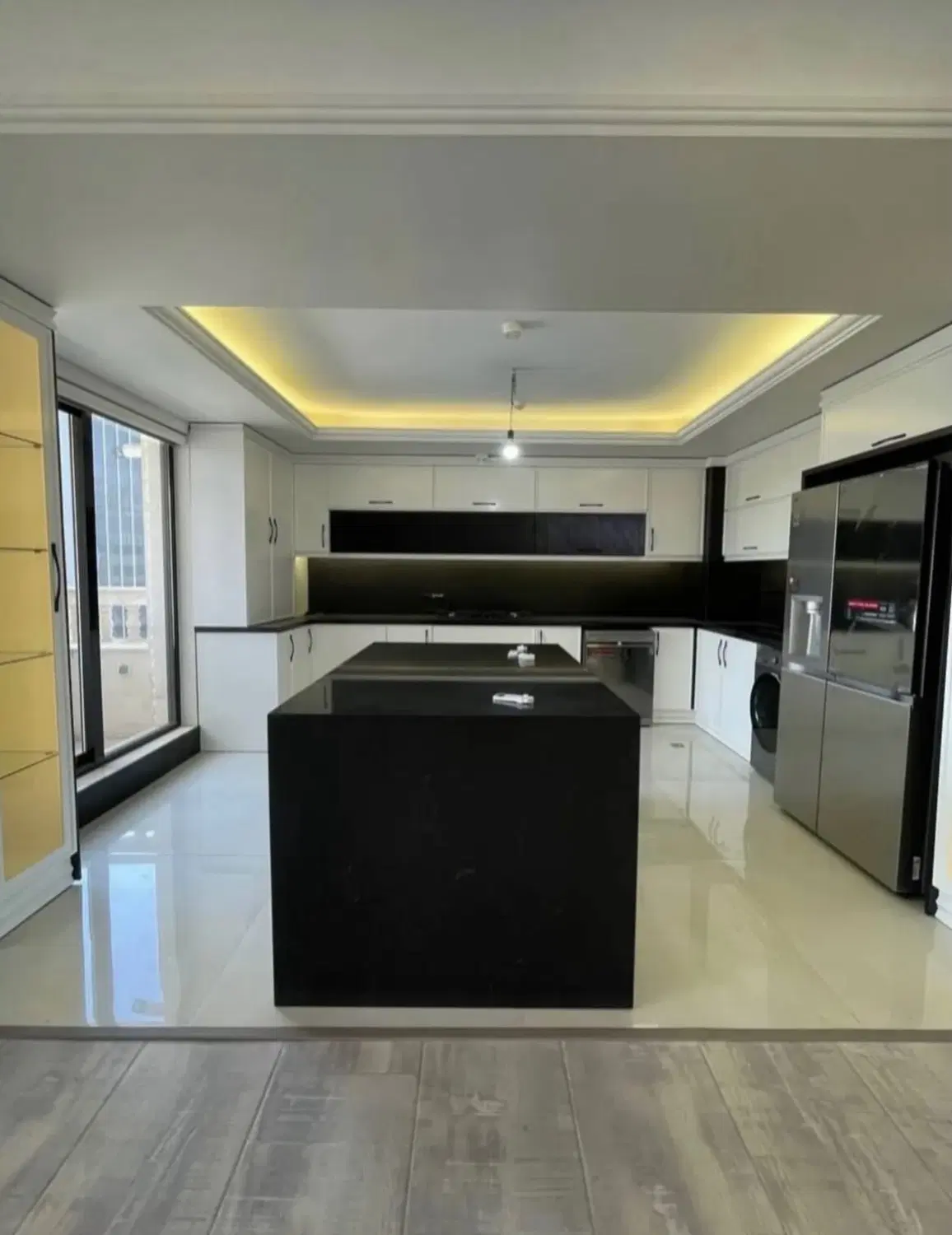 ۱۴۵متری تکواحدی لوکیشن خاص