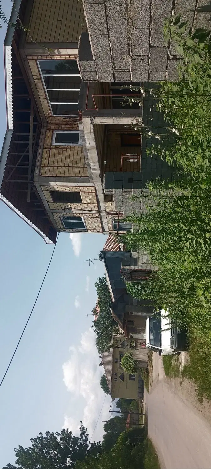 ۲ واحد ۱۰۰ متری مجزا
