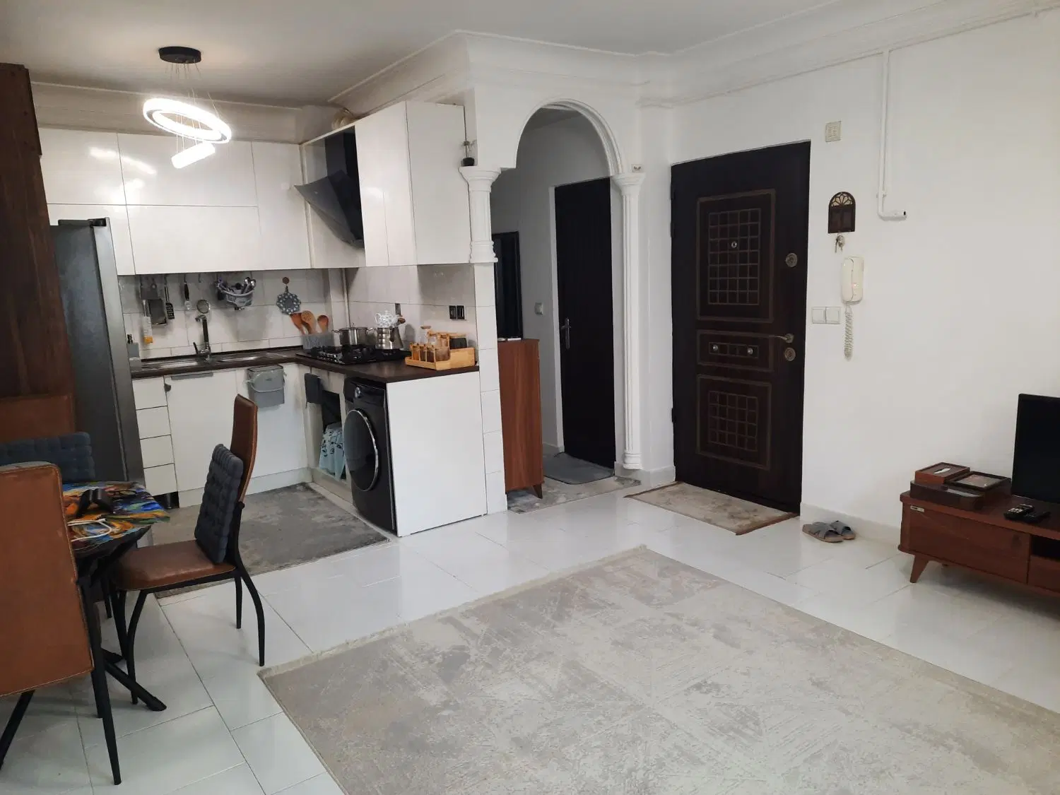 آپارتمان شیک و خوش نقشه