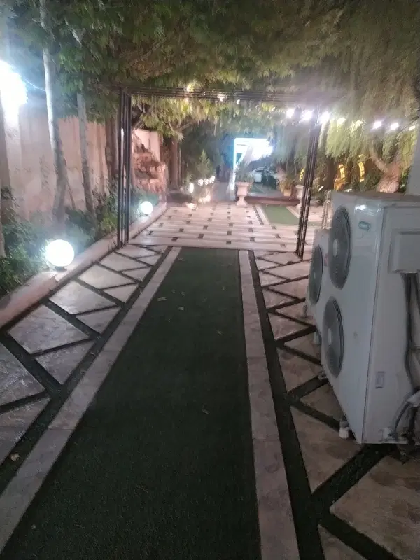 زمین مسکونی