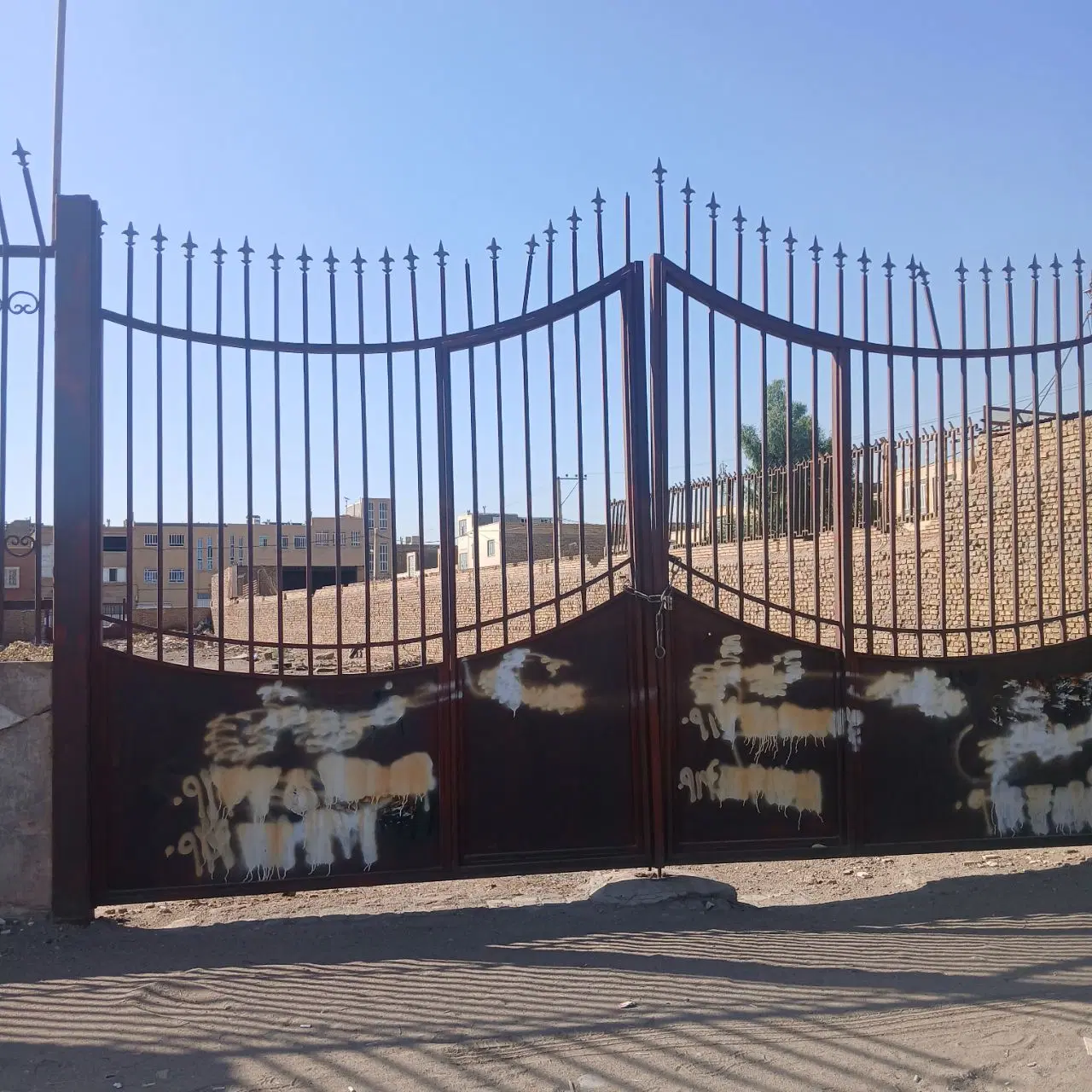 زمین دوکله بربلوارشهید دهقان ۶۵۰متر