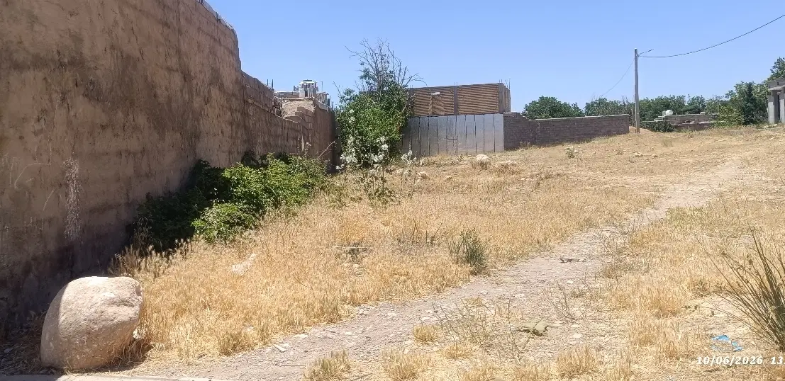 زمین گنجه ای کهنه