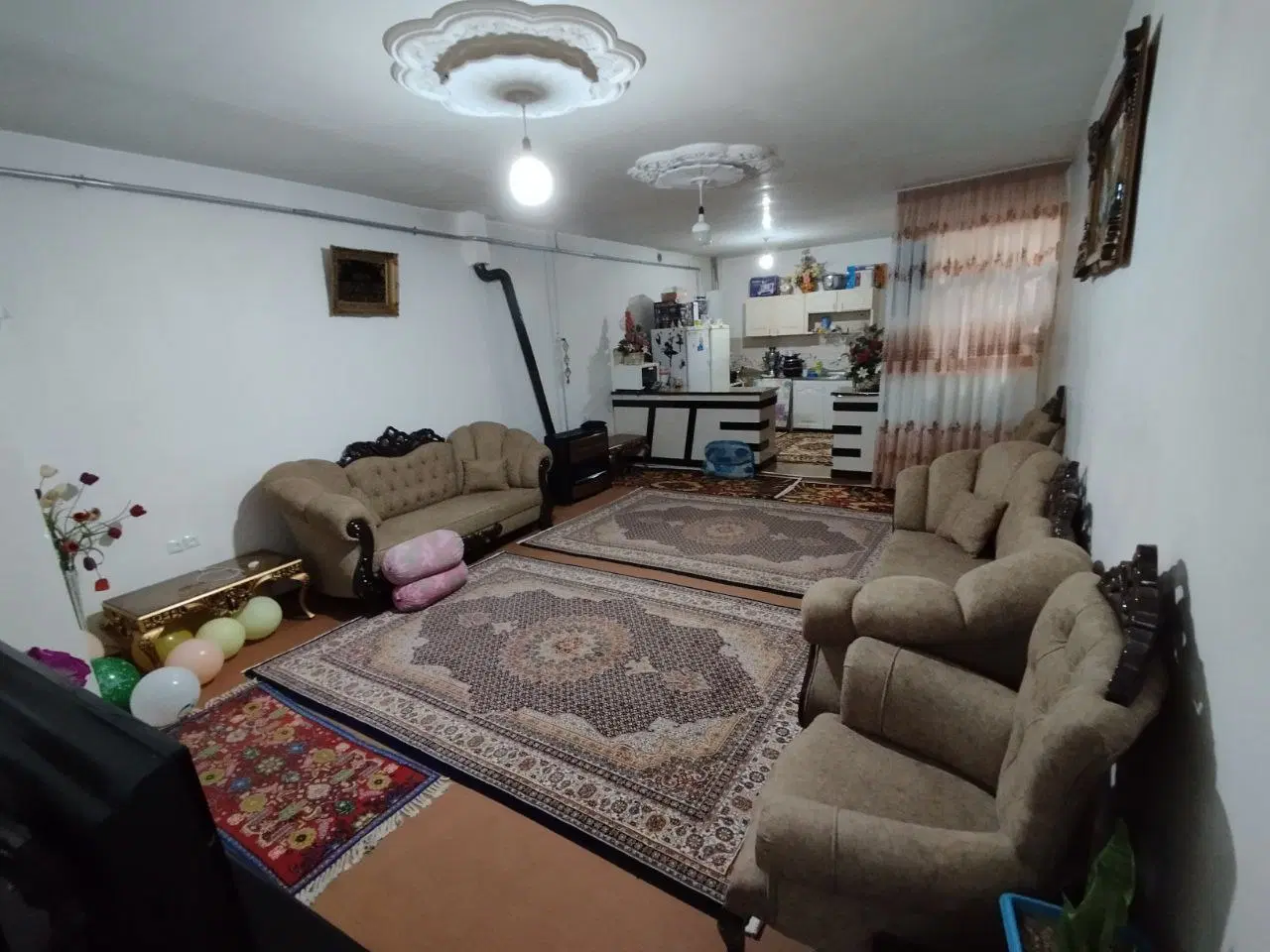 خانه دو طبقه راه جدا