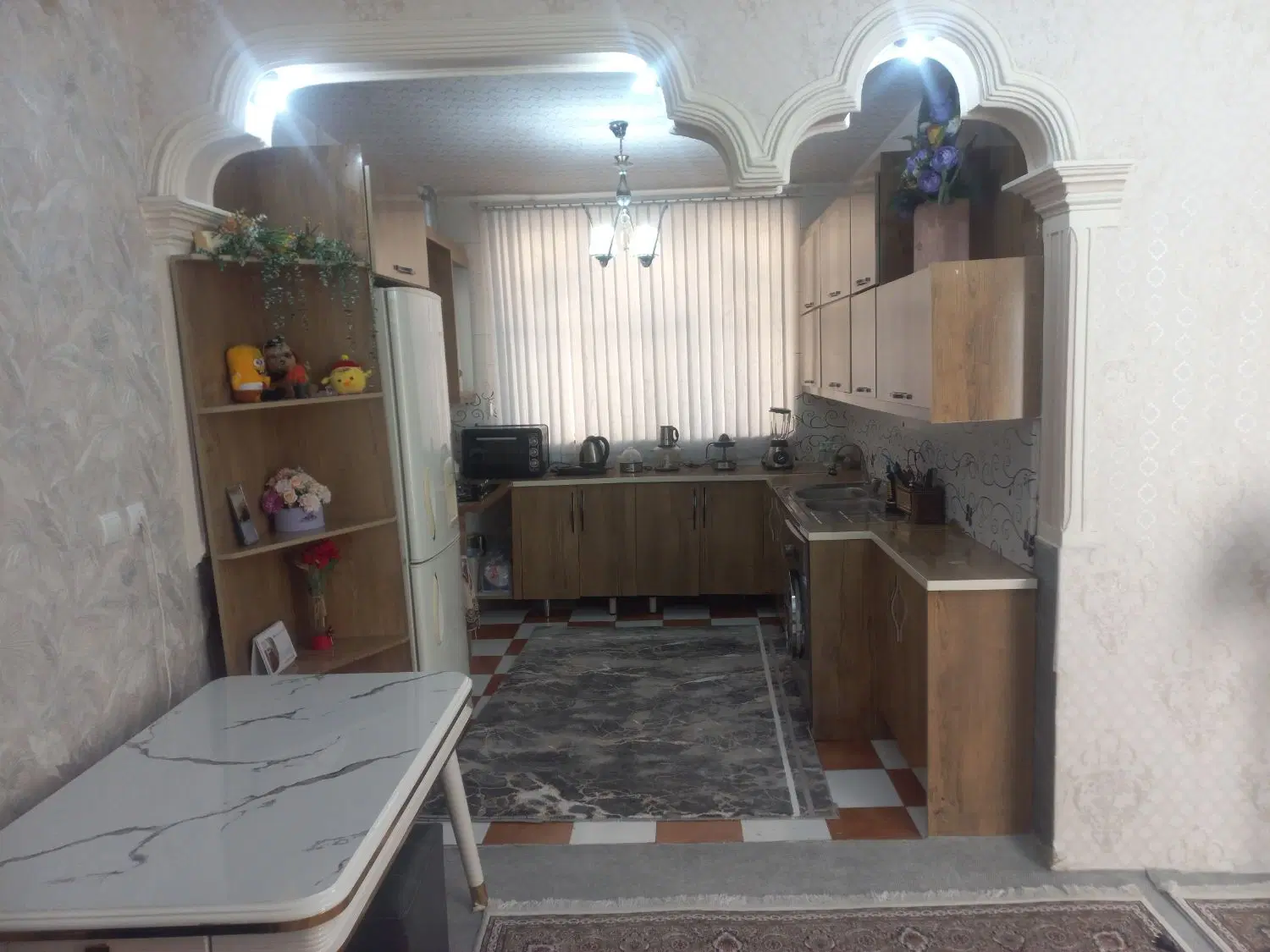 حیاط نقلی ۲طبقه ۱۴۰متر حجتی بهار منجم علی سیاهپوش
