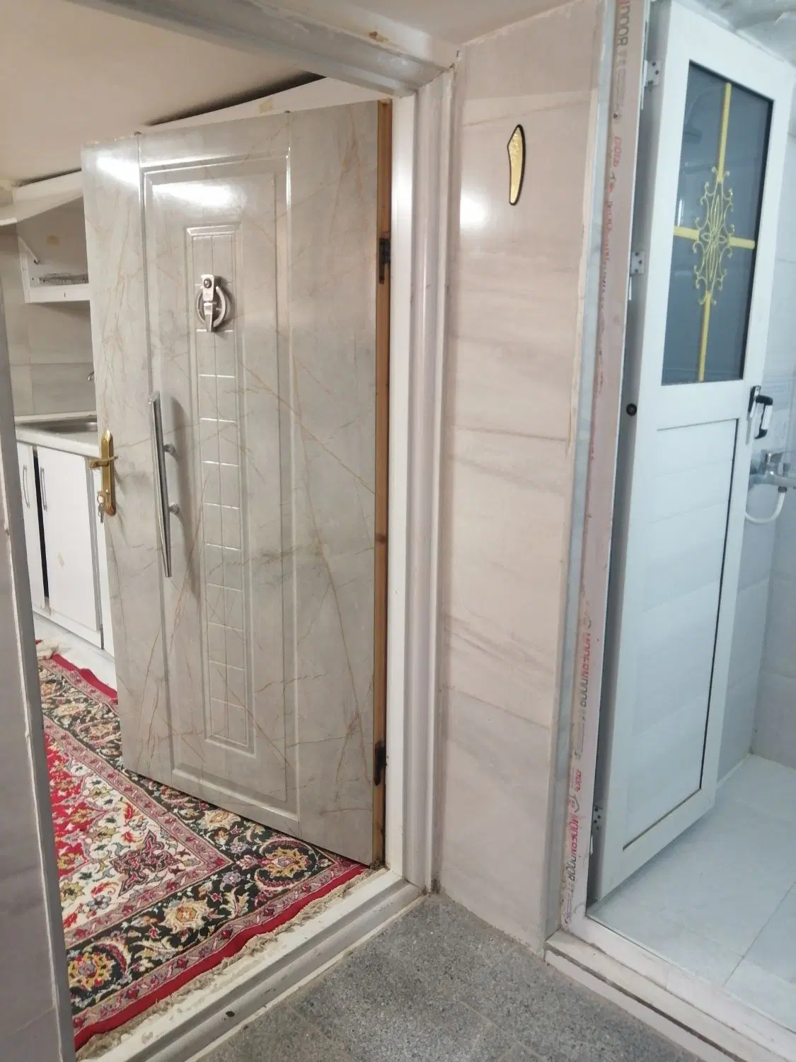 آپارتمان چهار طبقه