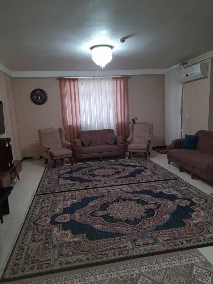 اپارتمان سهندساران ۸۰متری نما رومی
