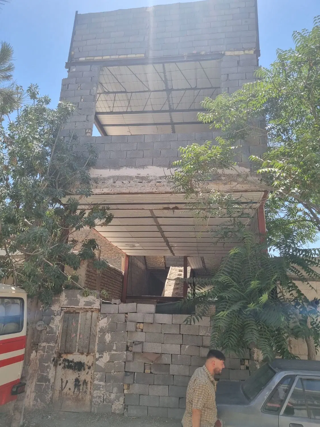 شاهنامه ۲۹ آپارتمان ویلایی