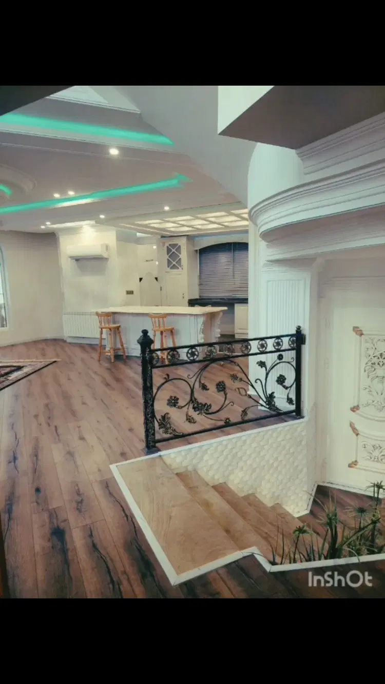 عمارت تریبکس ۳۷۱ متری در معلم