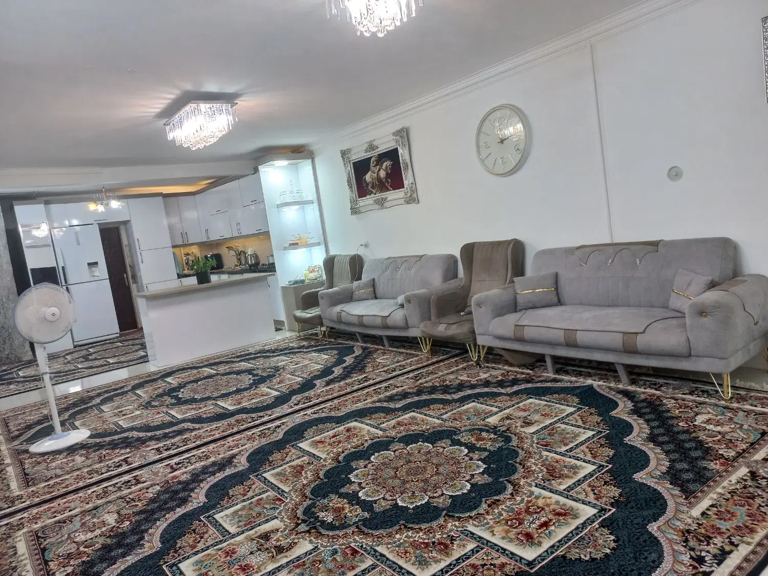 آپارتمان همکف  بامغازه