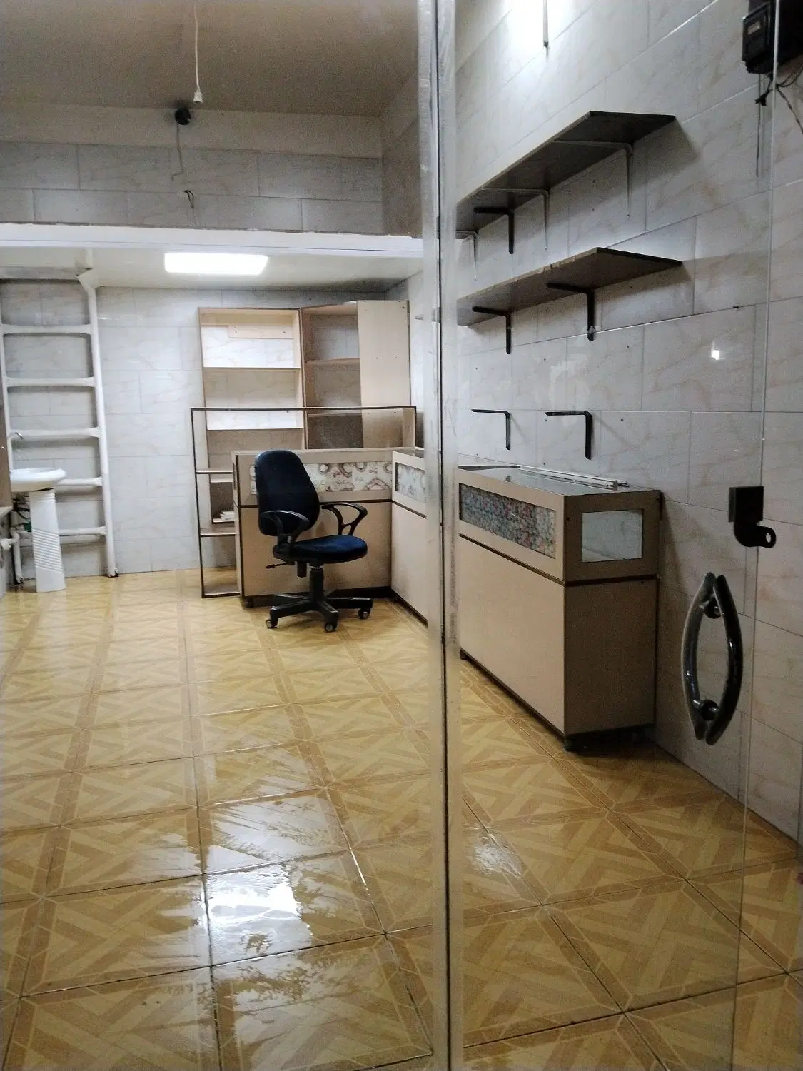اجاره مغازه ۱۸متری
