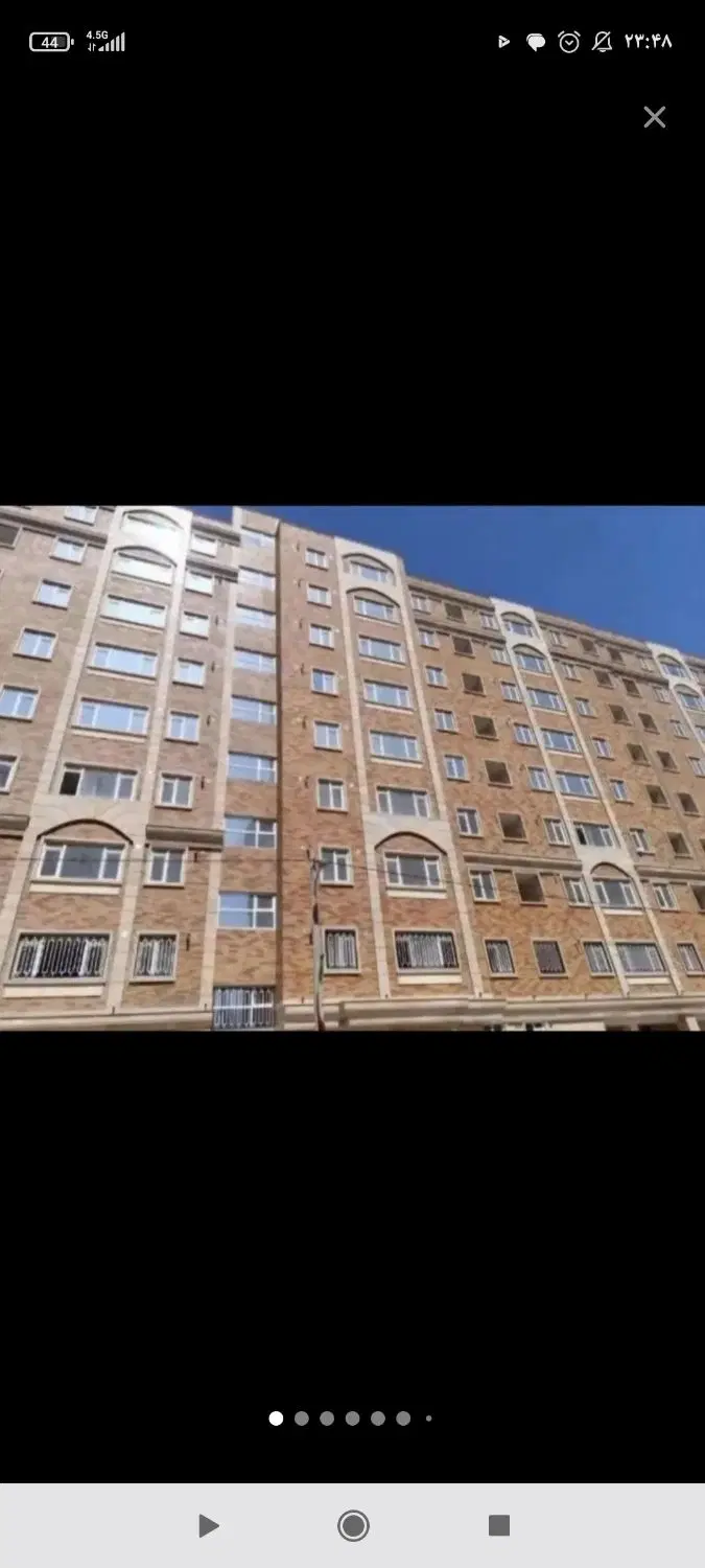 آپارتمان شهید سلیمانی آجر قرمز