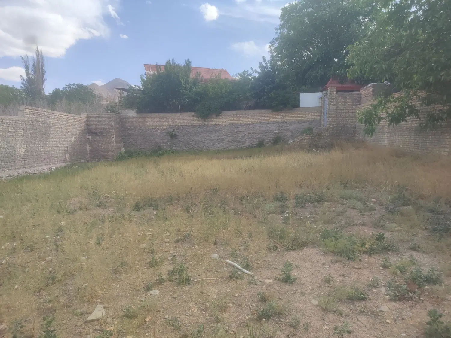 زمین با کاربری مسکونی در روستای وشنوه 100متر