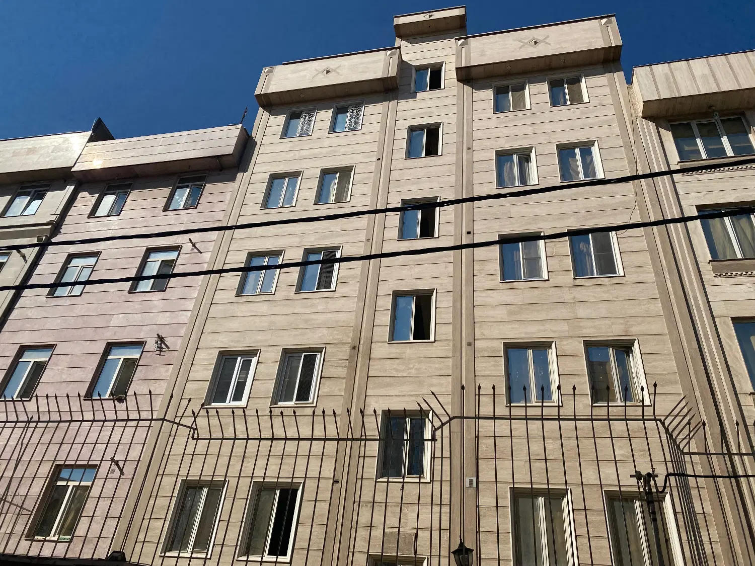 فروش آپارتمان در نازی آباد