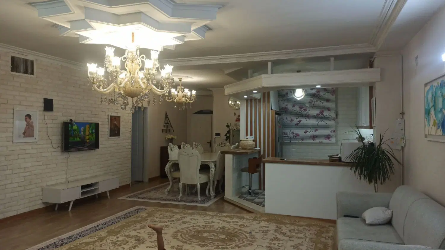 فروش آپارتمان سندار در350 متری خیابان 5غربی