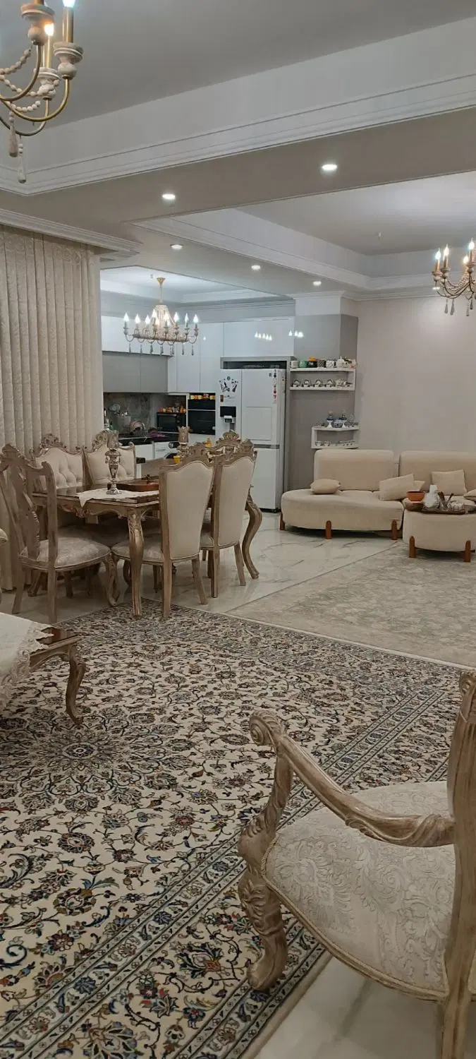 2 خواب * با پارکینگ آسانسور * حوالی مسکن هـشـت