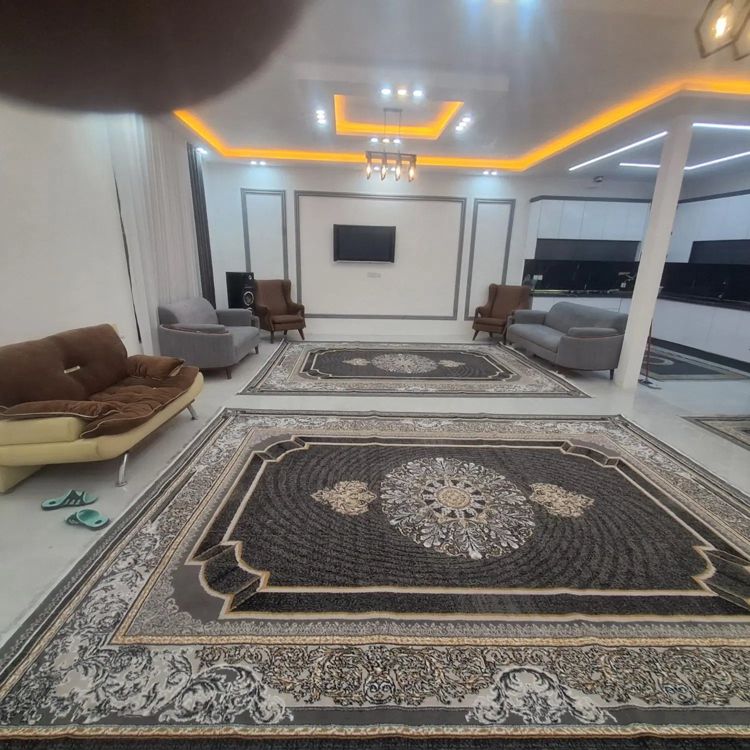 عمارت  آیلین
