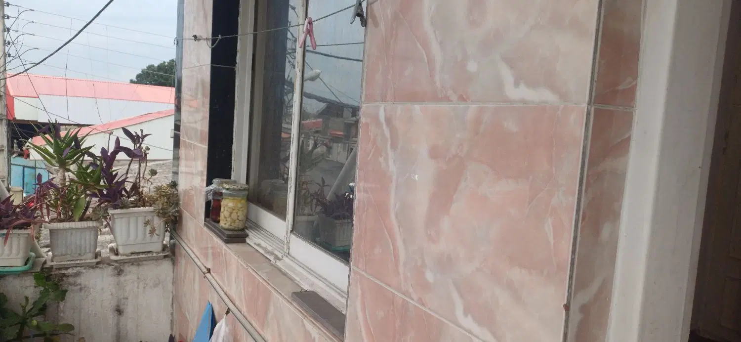 یک خونه به همراه یک مغازه جذاب بفروش میرسد