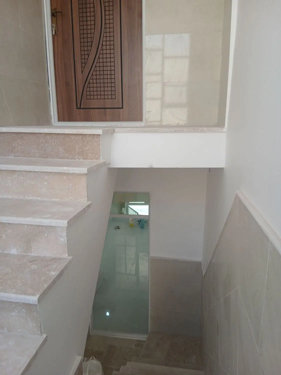 خونه نوساز بسیار شیک وتمیز