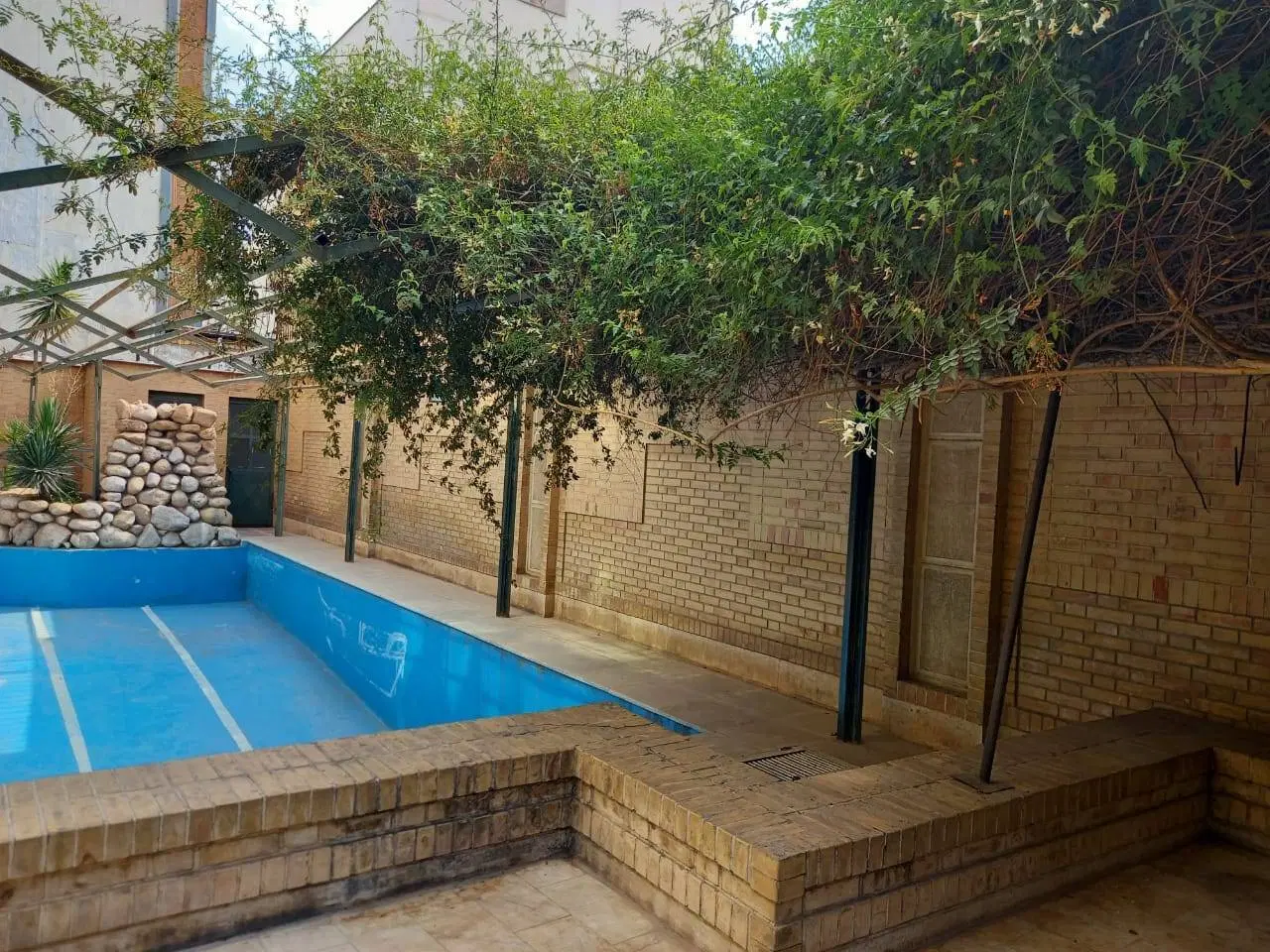 دو خواب ۱۲۰ متر ستارخان