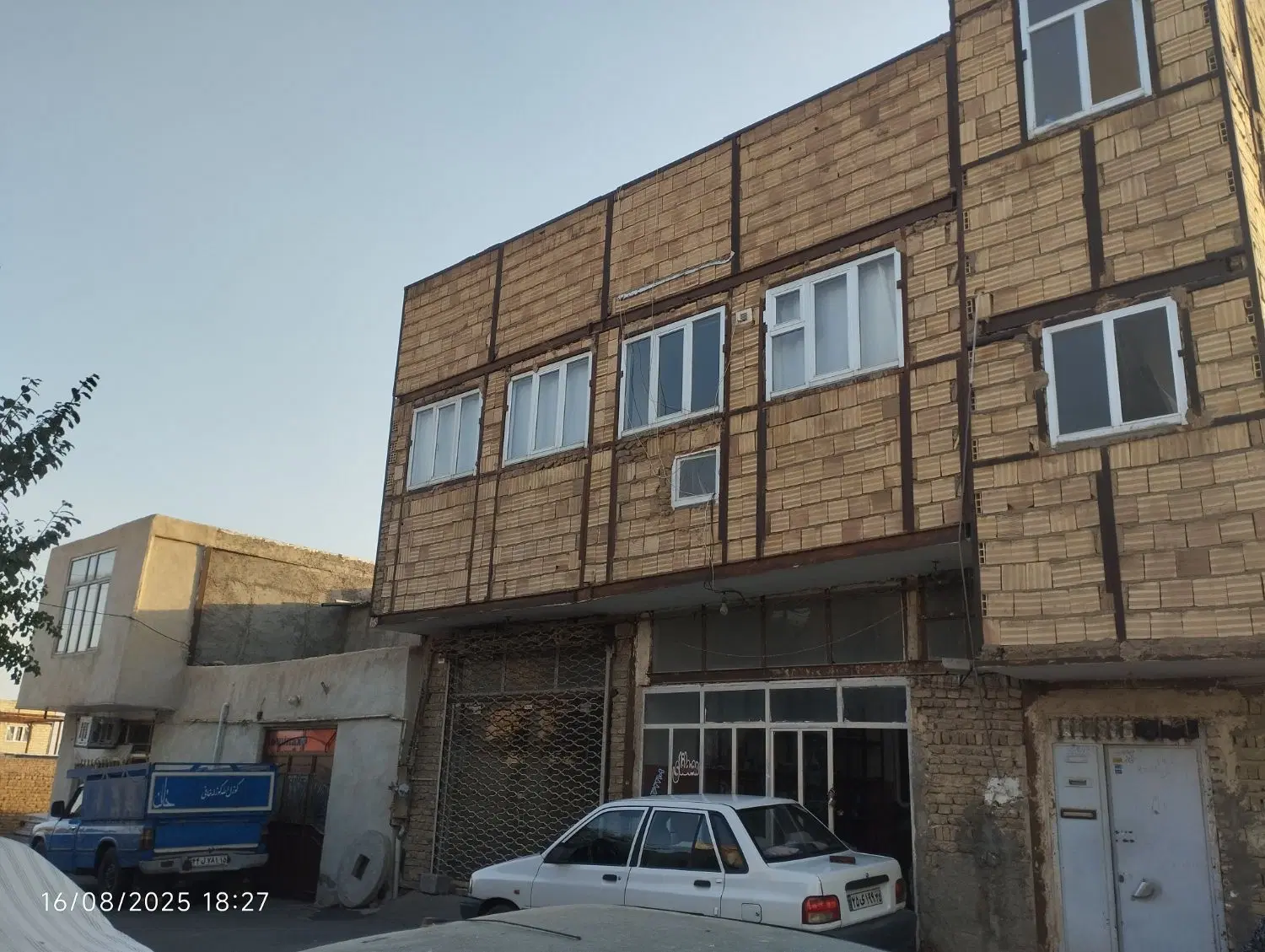 خانه در اناخاتون