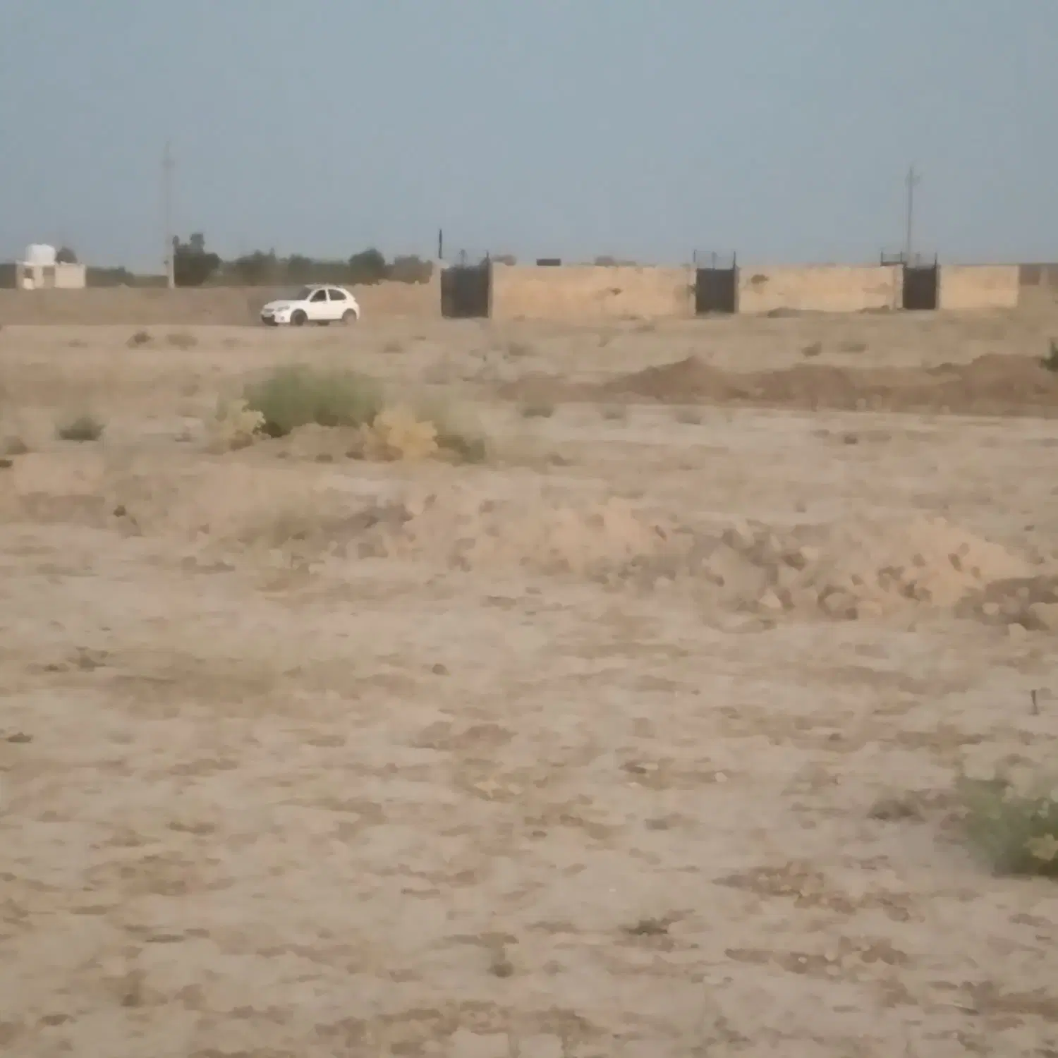 ۷۰۰متر زمین  جاده مراد اباد