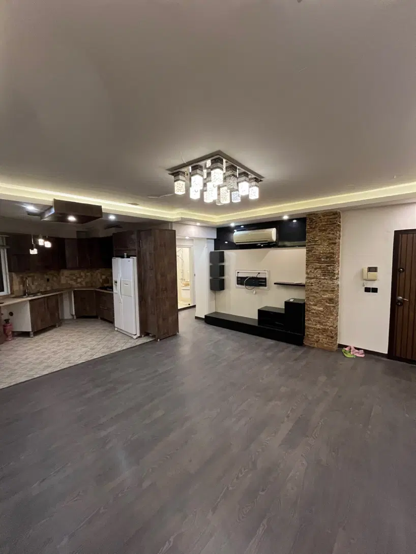 فروش آپارتمان ۲ خواب با قیمت منصفانه در گلسار