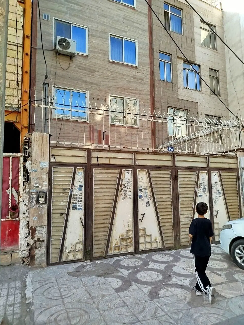 آپارتمان سه خواب علیمردانی