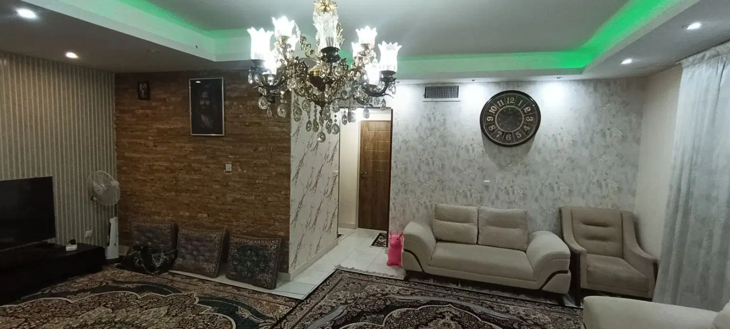 فروش آپارتمان100متری شهرک وحدت نگارستان