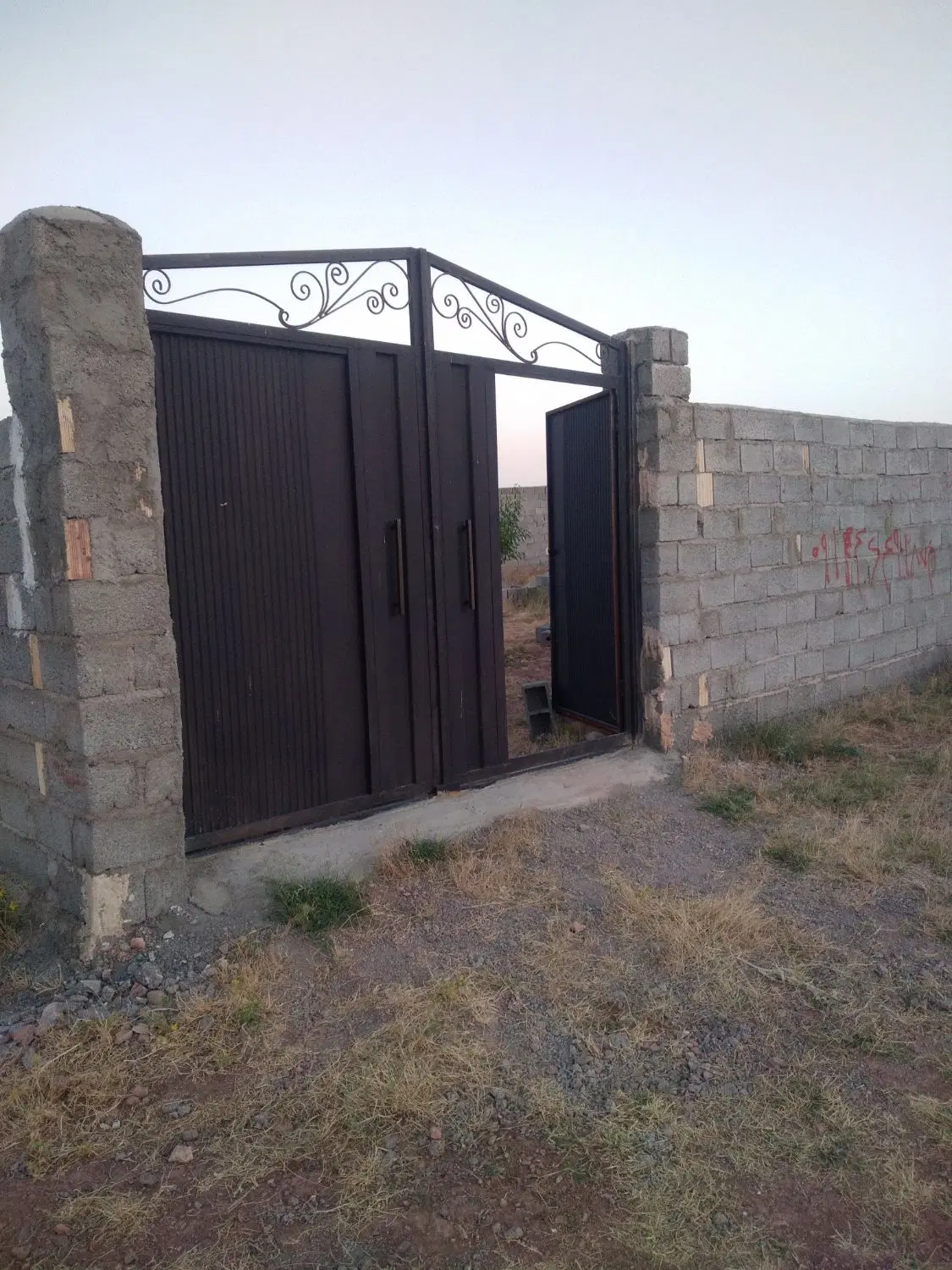 باغ در مزرعه  ۲۵ دقیقه از میدان آزبایجان