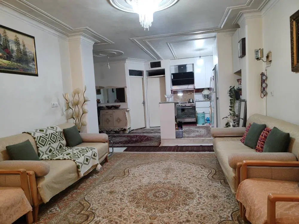 آپارتمان ۸۱ متری