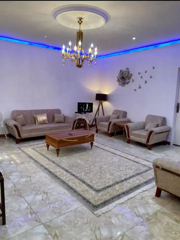 انواع سوییتهای۱و۲و۳و۴خواب داخل شهرک ساحلی(آرم شهر)