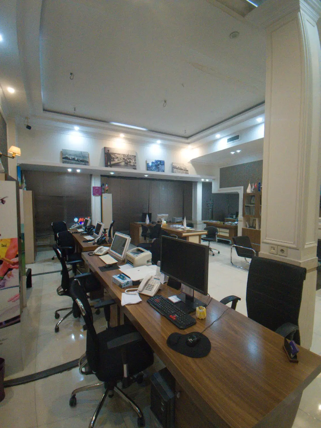اجاره دفتر اداری ابتدای احمد آباد
