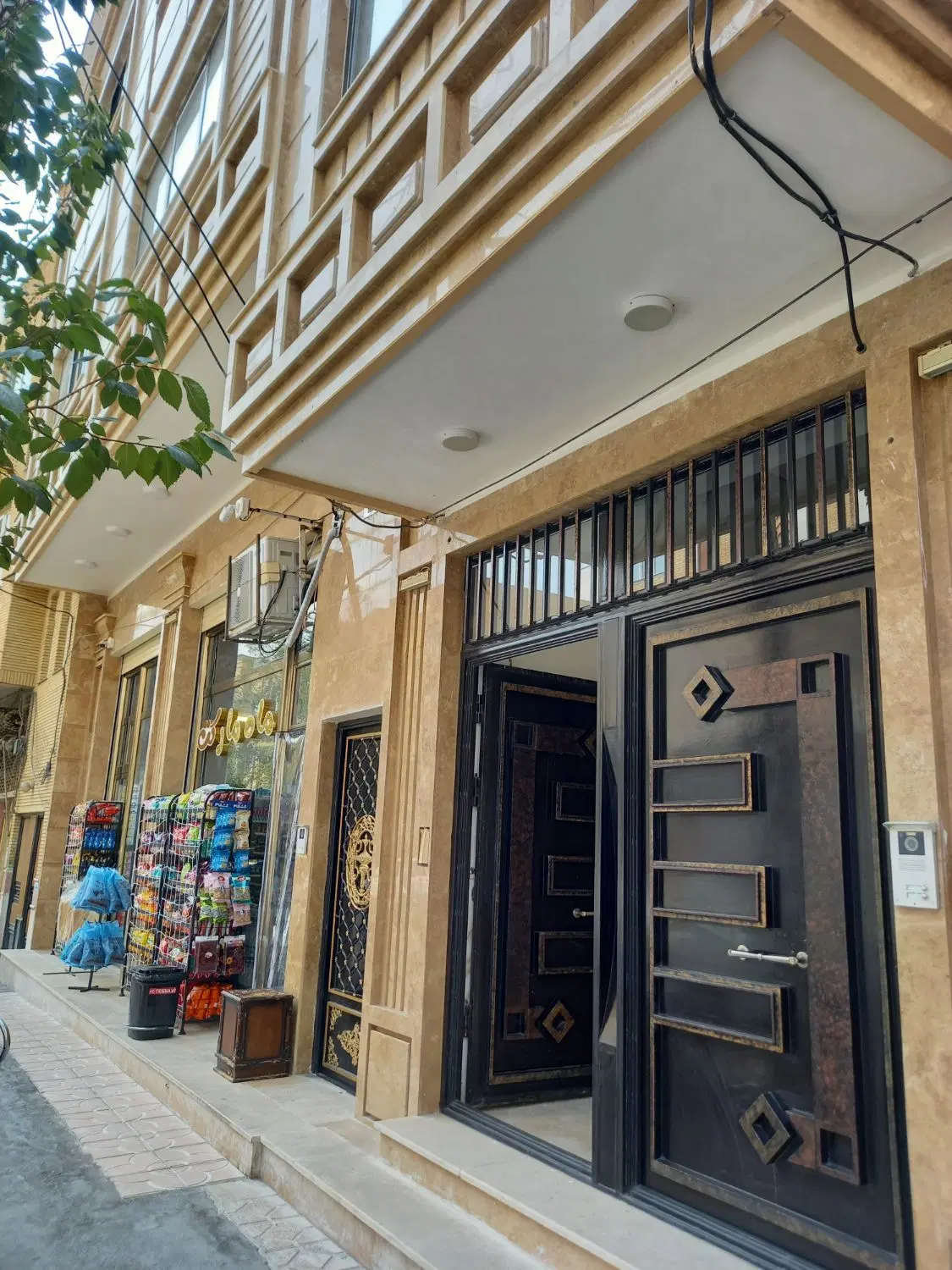 اجاره ی زیرزمین دو کله