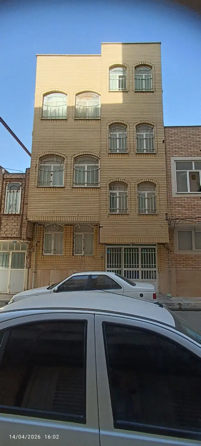 خونه62متر سه طبقه