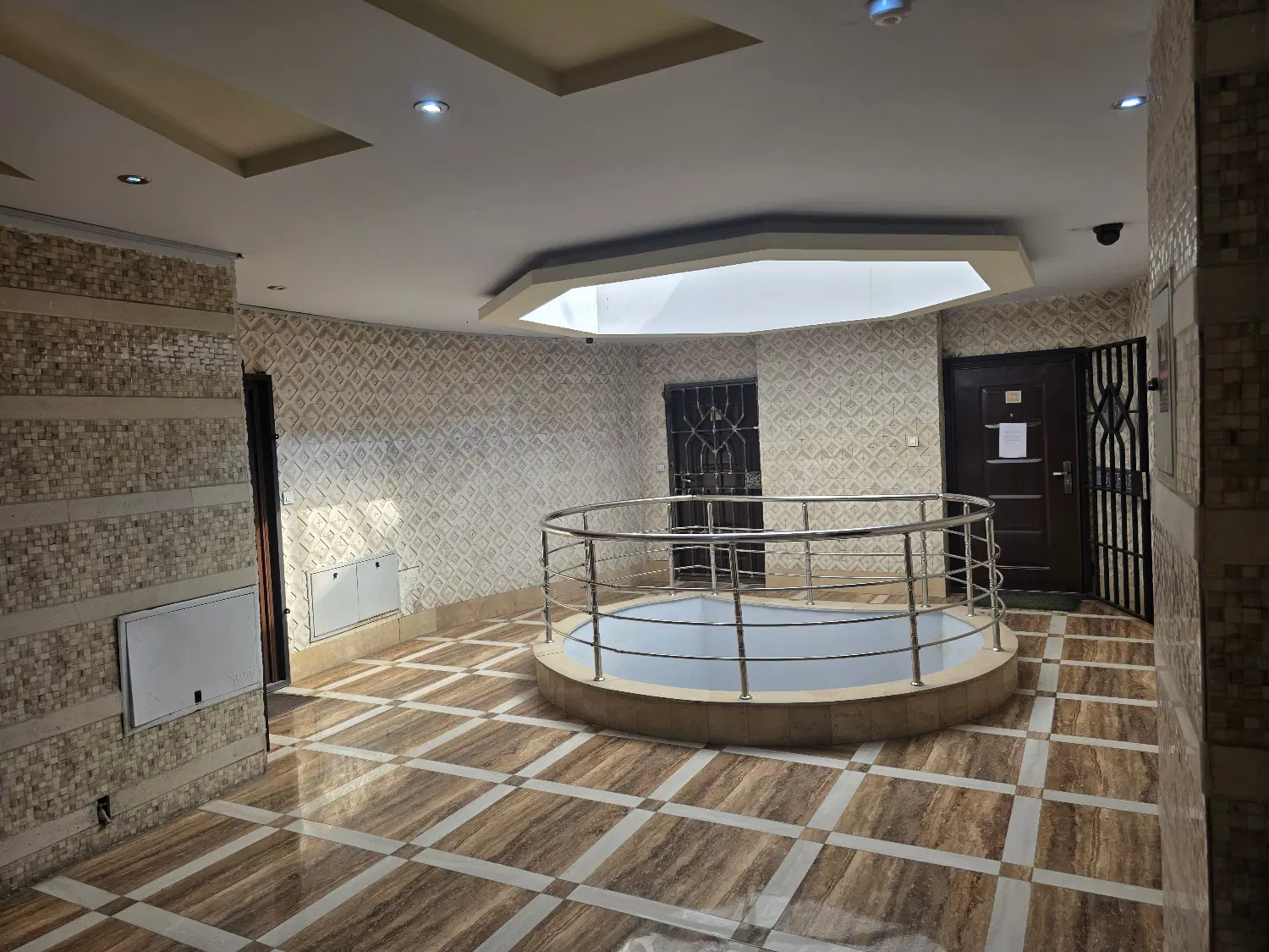 فروش واحد اداری ۱۲۵متر سند اداری